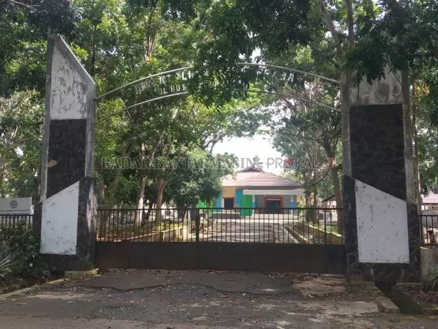 ISOLASI: Balai Diklat di Jalan Hutan Kota Pelaihari, Kabupaten Tanah Laut. | Foto: Norsalim Yahya/Radar Banjarmasin