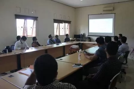 RAKOR: Jajaran Satgas Covid-19 Kabupaten Balangan saat menggelar rapat koordinasi pembentukan Posko Terpadu. | FOTO MC FOR RADAR BANJARMASIN.