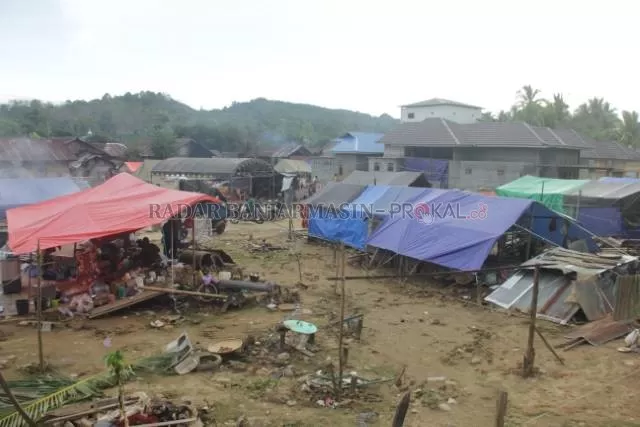 WACANA: Kondisi Desa Baru, Kecamatan Batu Benawa, pasca banjir awal tahun tadi. Wilayah ini masuk kecamatan yang diusulkan untuk dimekarkan.