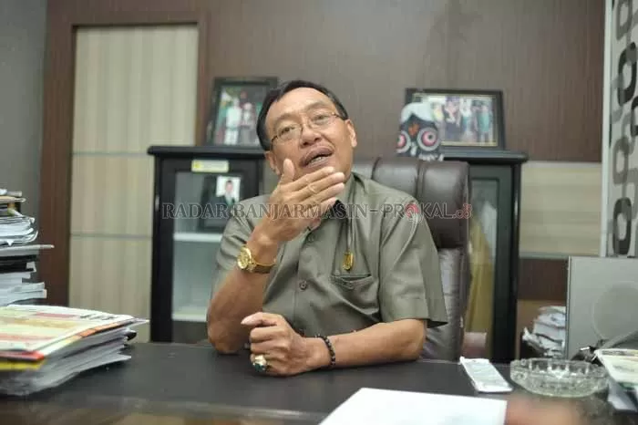 KADER: Ketua DPC PPP Banjarmasin, Arufah Arief dipotret di gedung DPRD Banjarmasin.  | Foto: Muhammad Syarafuddin / Radar Banjarmasin
