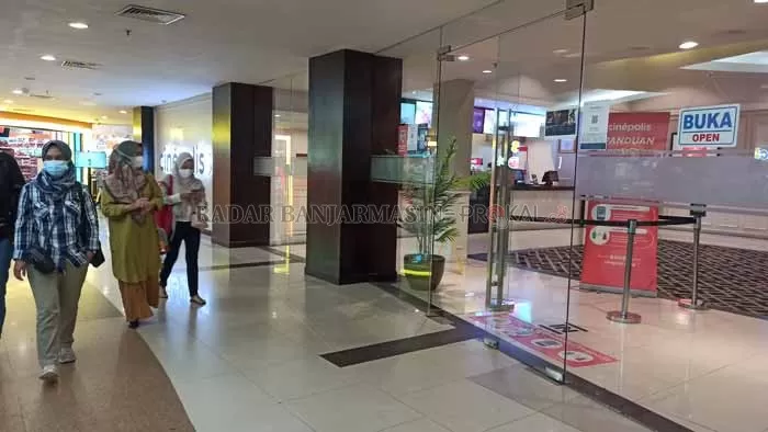 BUKA LAGI: Bioskop Cinepolis di Q Mall Banjarbaru yang mulai dibuka. Kembalinya iklim bisnis membuat penggunaan listrik kembali meningkat.| Foto: Sutrisno/Radar Banjarmasin