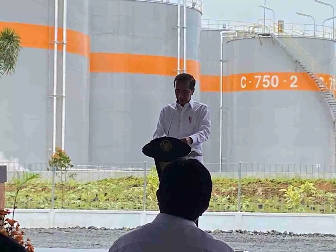 PERESMIAN: Presiden Joko Widodo meresmikan pabrik biodiesel di Tanah Bumbu, Kamis (21/10). | Foto: istimewa