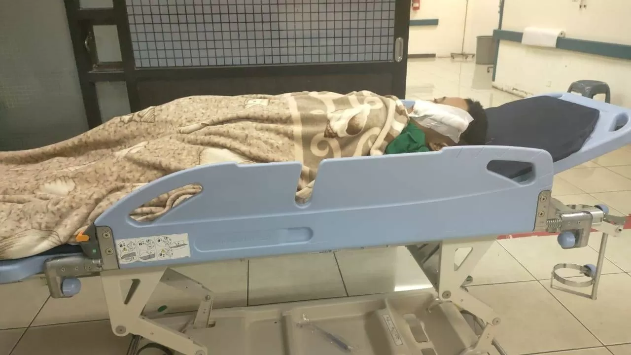 DIRAWAT: MT, 16 tahun, masih dirawat di Rumah Sakit Ulin. Kemarin (26/10) sore ia menjalani operasi.