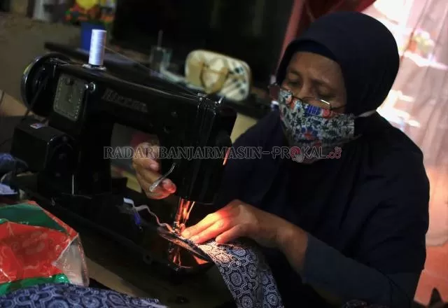 JADI UMKM: Wali Kota Banjarbaru memastikan program RT Mandiri akan diluncurkan di tahun 2022. Salah satu syarat untuk dapat program ini adalah RT harus punya UMKM. | FOTO: MUHAMMAD RIFANI/RADAR BANJARMASIN