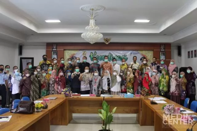 DITINGKATKAN: Pemko Kota Banjarbaru melakukan rakor terkait penguatan program Homecare. Pemko Banjarbaru for Radar Banjarmasin