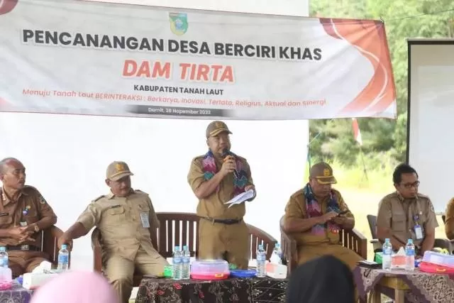 POTENSI BESAR : Staf Ahli Bidang Pemerintahan Hukum dan Politik pada Setda Tala Muhammad Mursyi mencanangkan Desa Damit menjadi Desa DAM.