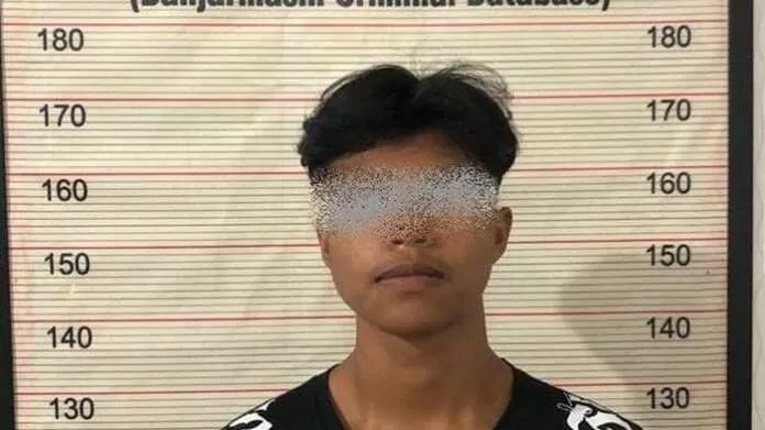IZ (20), pelaku penganiayaan di Jalan Veteran Banjarmasin Timur diringkus Satreskrim Polresta Banjarmasin. | Foto: Polresta Banjarmasin