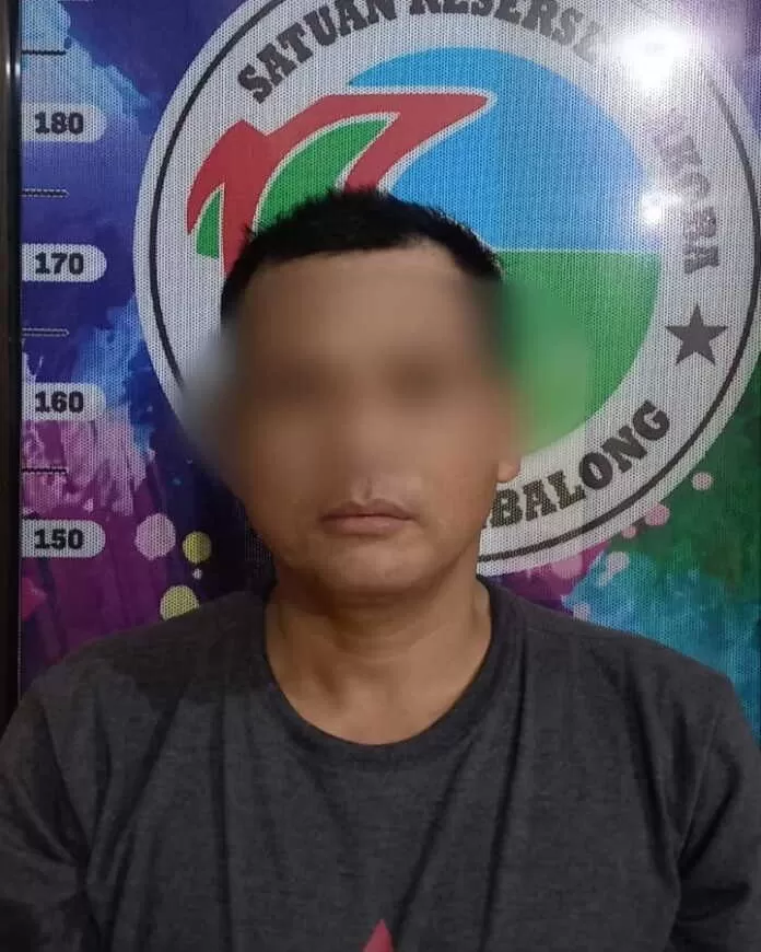 DIDUGA PELAKU: YF yang memiliki sabu diamankan di Polres Tabalong.