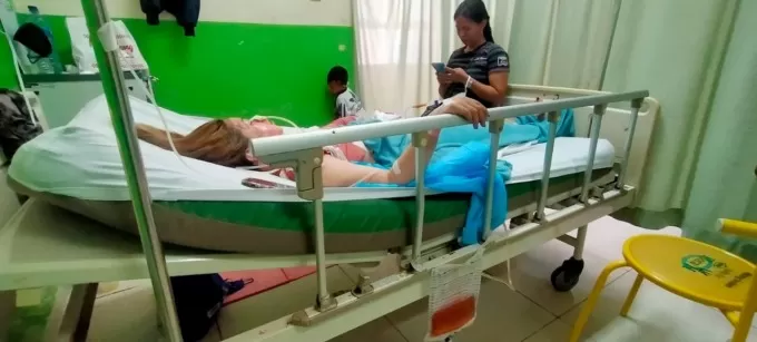 DIRAWAT: Ida sudah dua hari dirawat di Rumah Sakit Ulin. | FOTO: MAULANA/RADAR BANJARMASIN