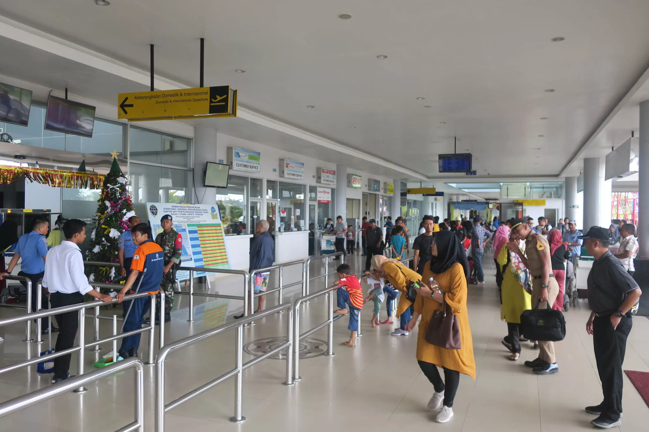 Terminal keberangkatan di bandara Juwata Tarakan.
