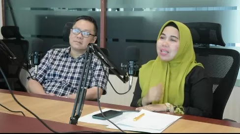 Kepala Kantor BPJS Ketenagakerjaan Tarakan, Rina Umar dan Ketua Apindo Kaltara Peter Setiawan saat di Podcast bersama Radar Tarakan