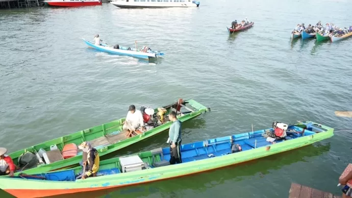 KESULITAN BBM: Nelayan di Kaltara masih mengeluhkan sulitnya mendapatkan BBM jenis solar. FOTO: IFRANSYAH/RADAR TARAKAN