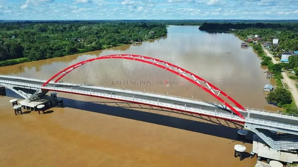 Pembangunan Jembatan Tumbang Samba di Kecamatan Katingan Tengah, Kabupaten Katingan, Provinsi Kalimantan Tengah.(DPUTR)