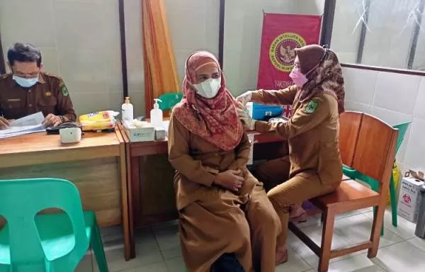 Vaksinasi yang dilaksanakan Binda Kalteng, Senin (4/4/2022)