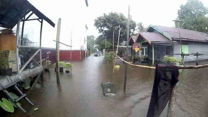 Hingga kini wilayah Kabupaten Katingan masih banjir. Seperti ini kondisi terakhir bencana banjir di Desa Parupuk, Kecamatan Kamipang.(BPBD KATINGAN)