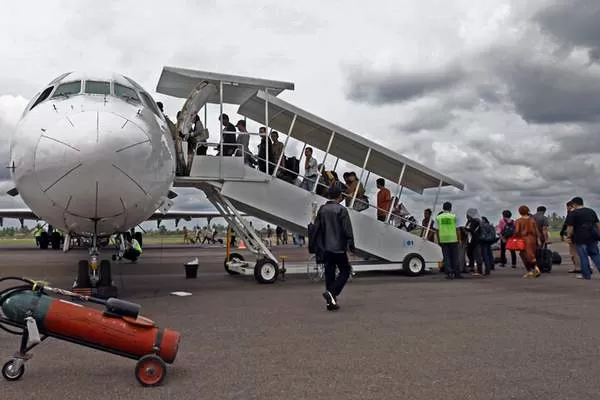 Aktivitas keberangkatan penumpang pesawat di Bandara Tjilik Riwut Kota Palangka Raya beberapa waktu lalu. (DOK PROKALTENG.CO)