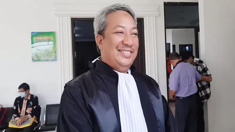 Penasihat hukum Irwan Budianur, Anwar Sanusi (HAFIDZ/PROKALTENG.CO)