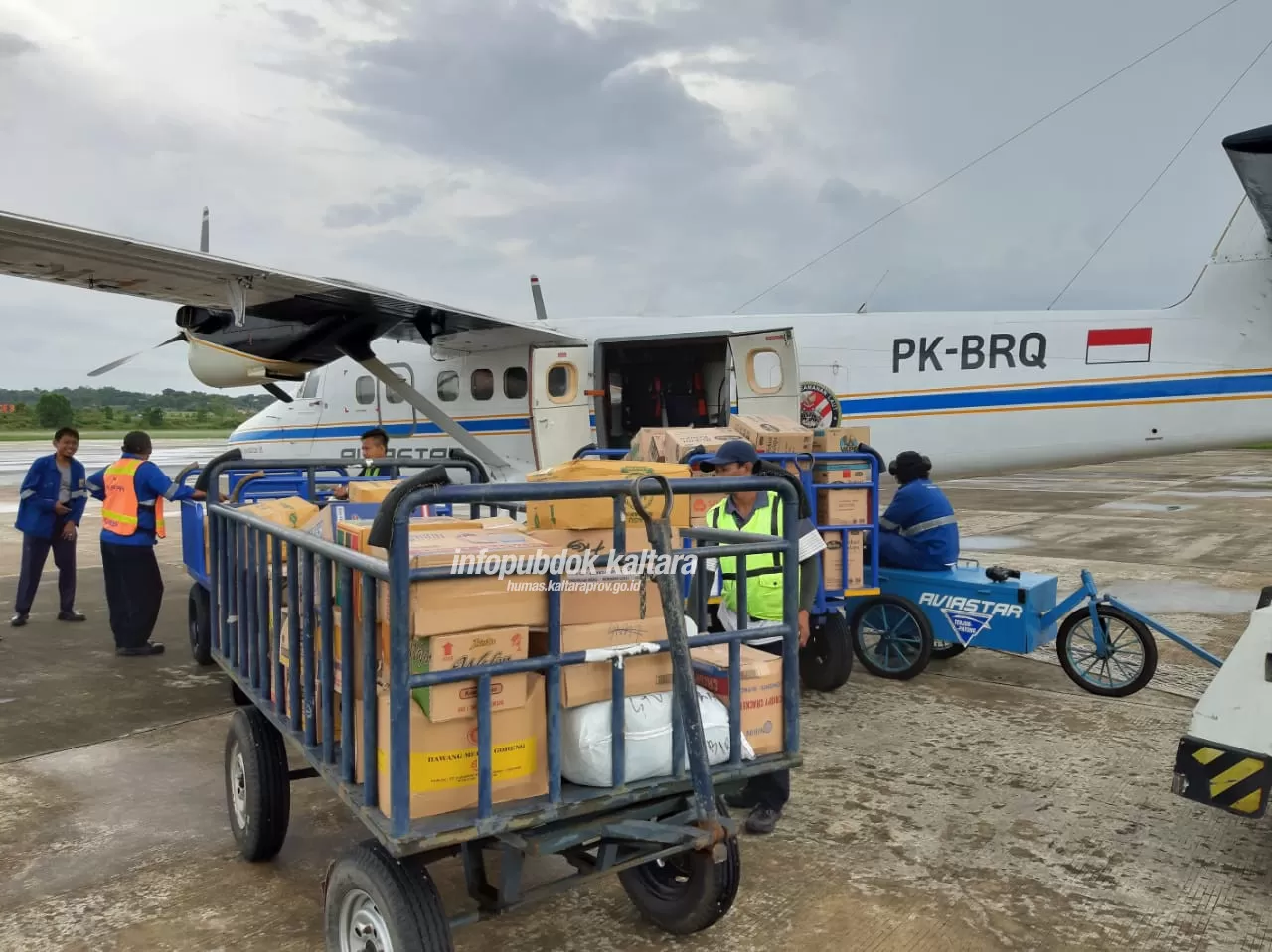 SUBSIDI : Persiapan penerbangan SOA Barang 2019 yang didanai APBD Provinsi Kaltara untuk wilayah Nunukan.