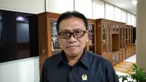 Wakil Ketua DPRD Balikpapan Thohari Aziz