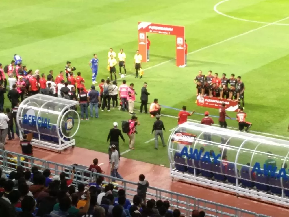 Suasana opening ceremony Liga 2 musim 2020 mempertemukan Persiba Balikpapan dan Kalteng Putra, di Stadion Batakan.