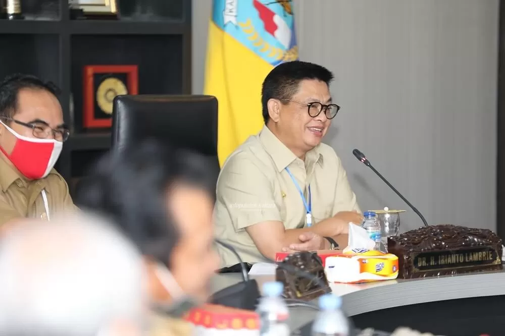 PELATIHAN : Gubernur Kaltara, Dr H Irianto Lambrie saat membuka PKA di Lingkungan Pemerintah Provinsi Kaltara Angkatan I kelas Kabupaten Malinau Tahun 2020, kemarin (14/7).