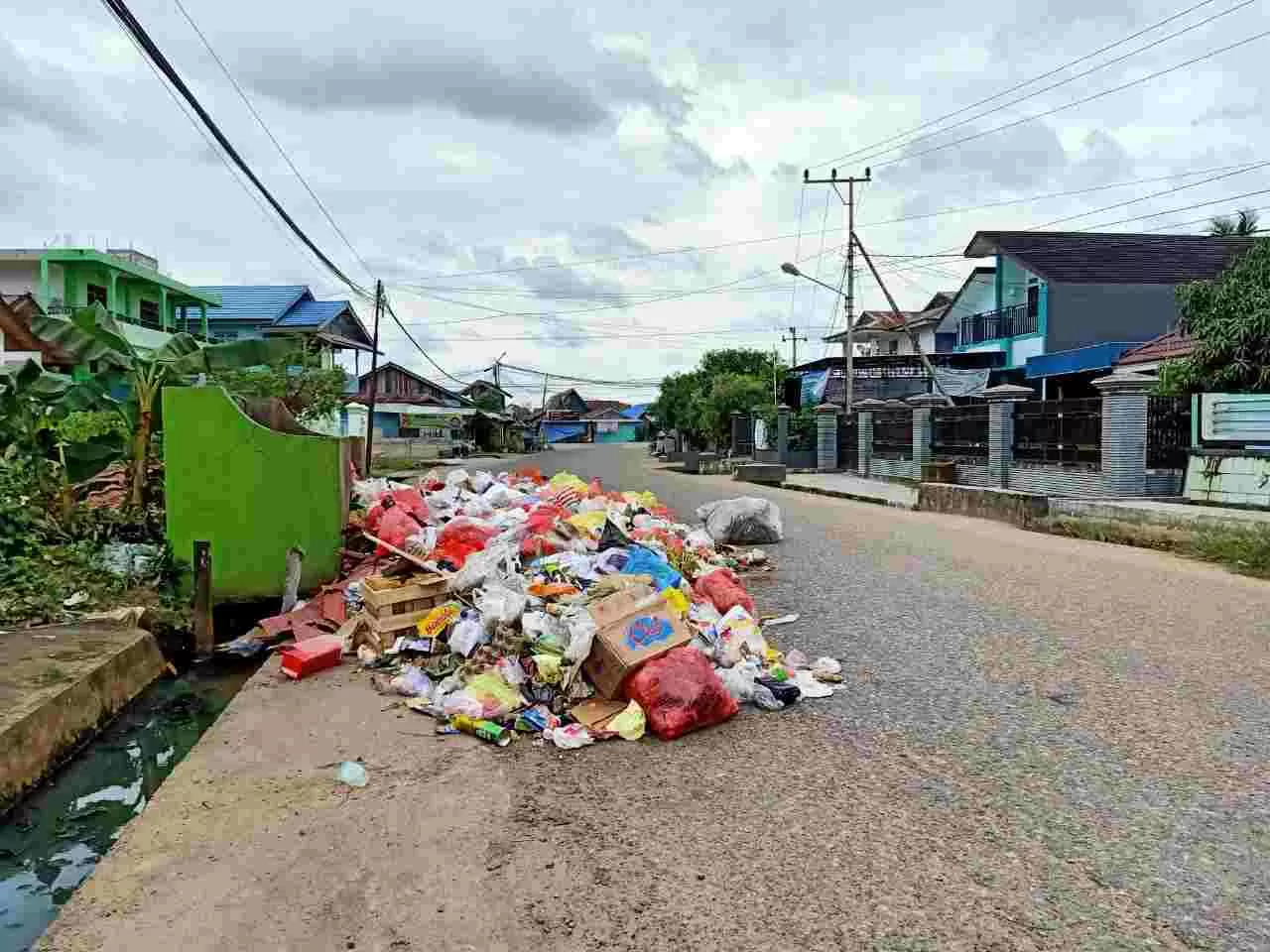HARUS DIKURANGI: Jumlah TPS di kota Tana Paser, diharapkan bisa berkurang dan berubah konsep menjadi pengelolaan sampah swadaya masyarakat.