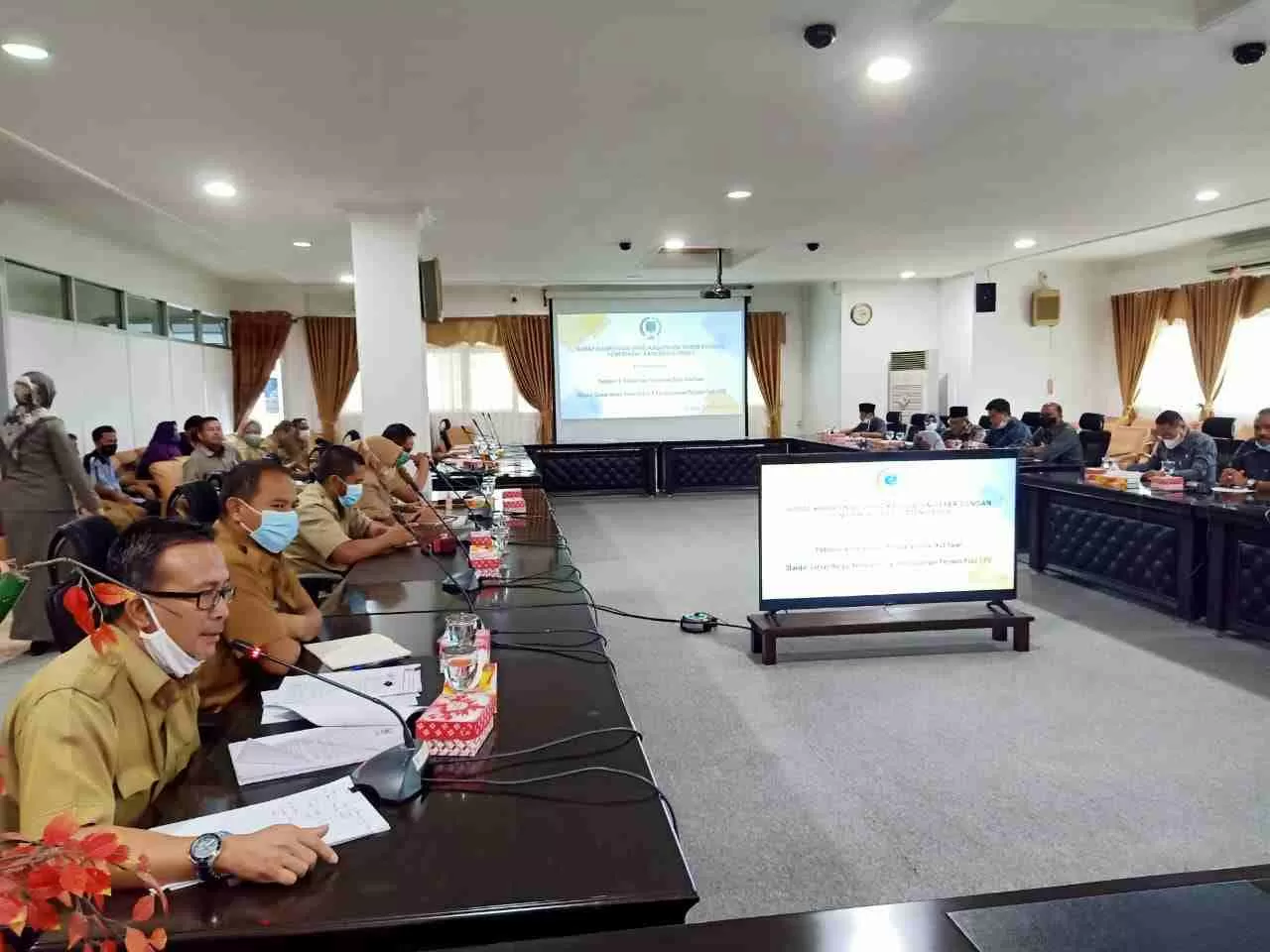 BAHAS REGULASI: DPRD dan Pemkab Paser membahas Perbup tentang penyesuaian Perpres 33 Tahun 2020, Selasa (2/2).