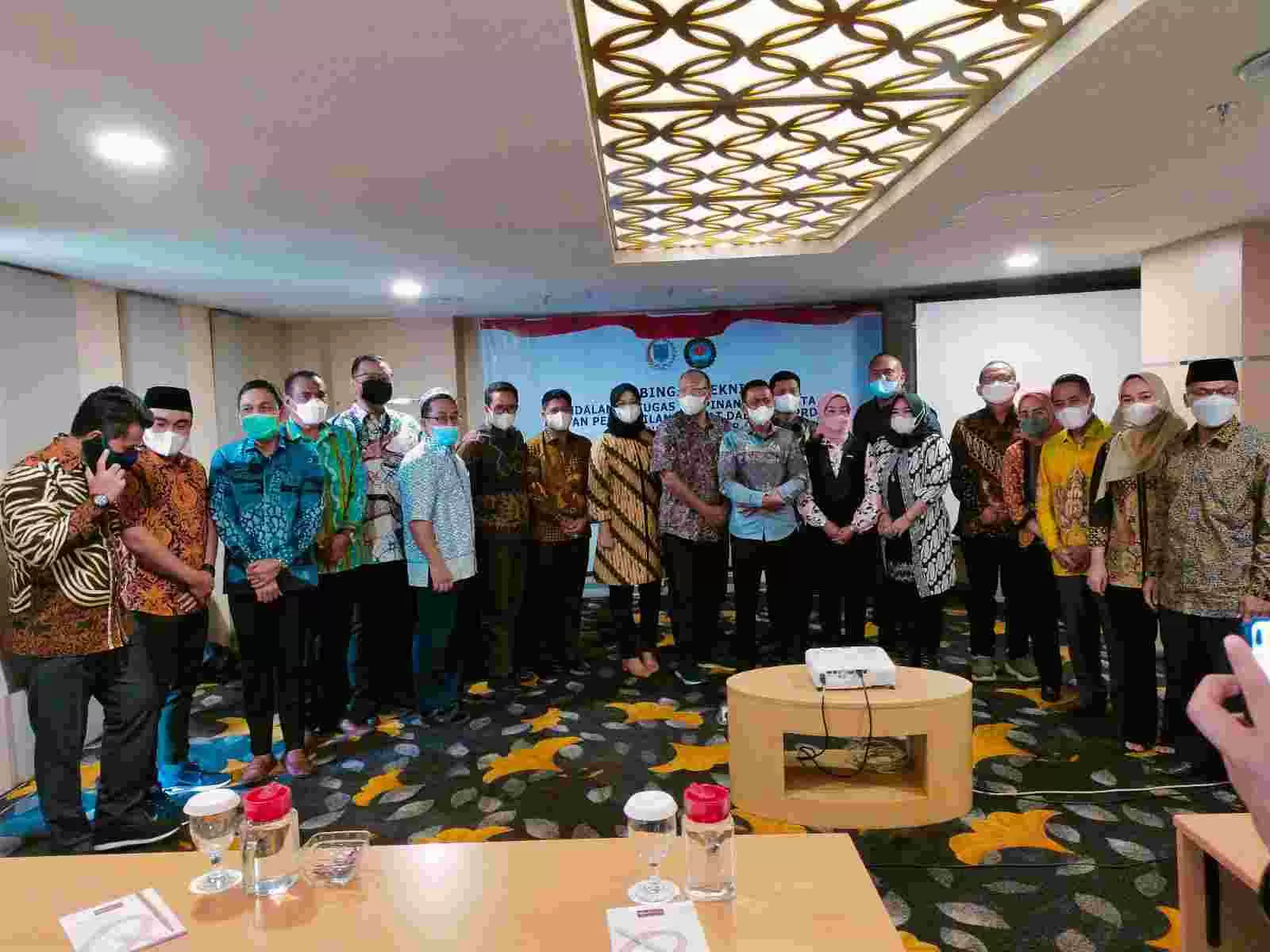 Pelaksanaan Bimtek anggota DPRD Paser di Quest Hotel Kota Surabaya pada 20-24 Oktober.
