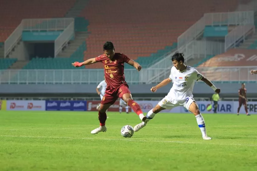 MAKIN BERAT : Kekalahan 1-2 atas Sriwijaya FC membuat langkah Persiba pada babak delapan besar kian berat. Selanjutnya, Persiba akan jumpa Rans Cilegon FC dan Persis Solo.