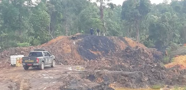 Dokumentasi aktifitas tambang ilegal di Desa Sukomulyo, Kecamatan Sepaku. Meski sudah kerap dirazia, tambang ilegal tersebut hingga kini masih beroperasi. Foto: dokumentasi kades sukomulyo.