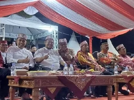 Ketua DPRD Kukar Abdul Rasid pada kegiatan pembukaan MTQ ke-43 Kabupaten Kukar (Elmo/Prokal.co)
 
  