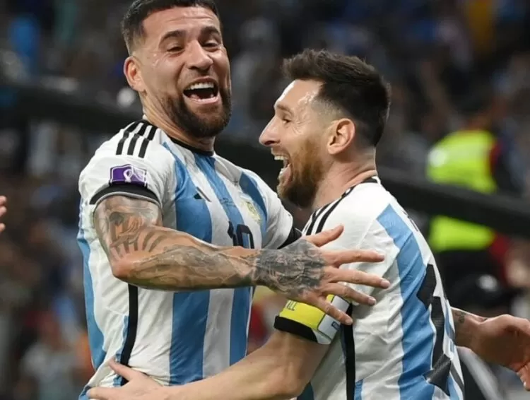 Lionel Messi merayakan kemenangan Argentina atas Australia di babak 16 besar Piala Dunia 2022 (Dok. FIFA)
