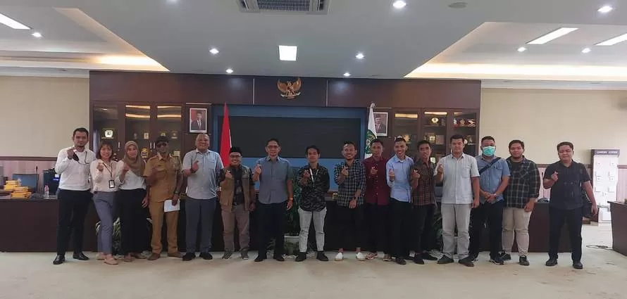Rapat Dengar Pendapat Komisi II DPRD Kukar bersama AKMM, Bankaltimtara dan perusahaan membahas fasilitasi UMKM di zona hulu (Elmo/Prokal.co)