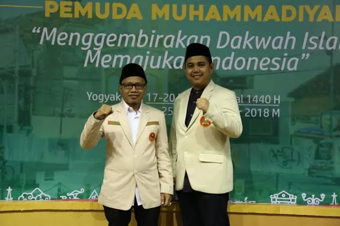 Dzulfikar Ahmad Tawalla (kanan) dipastikan menjadi Ketua Umum PP Pemuda Muhammadiyah meggantikan Sunanto.
 (Istimewa)