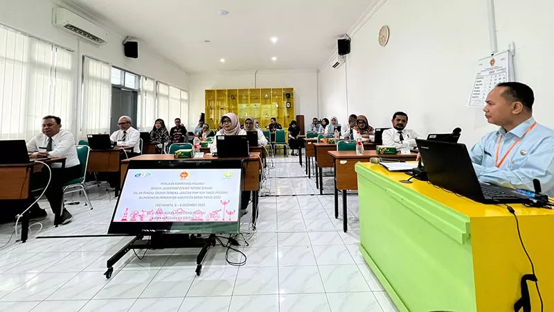 SELEKSI: Suasana seleksi JPTP di Jogjakarta untuk memperebutkan lima kursi JPTP di Pemkab Berau yang kosong.