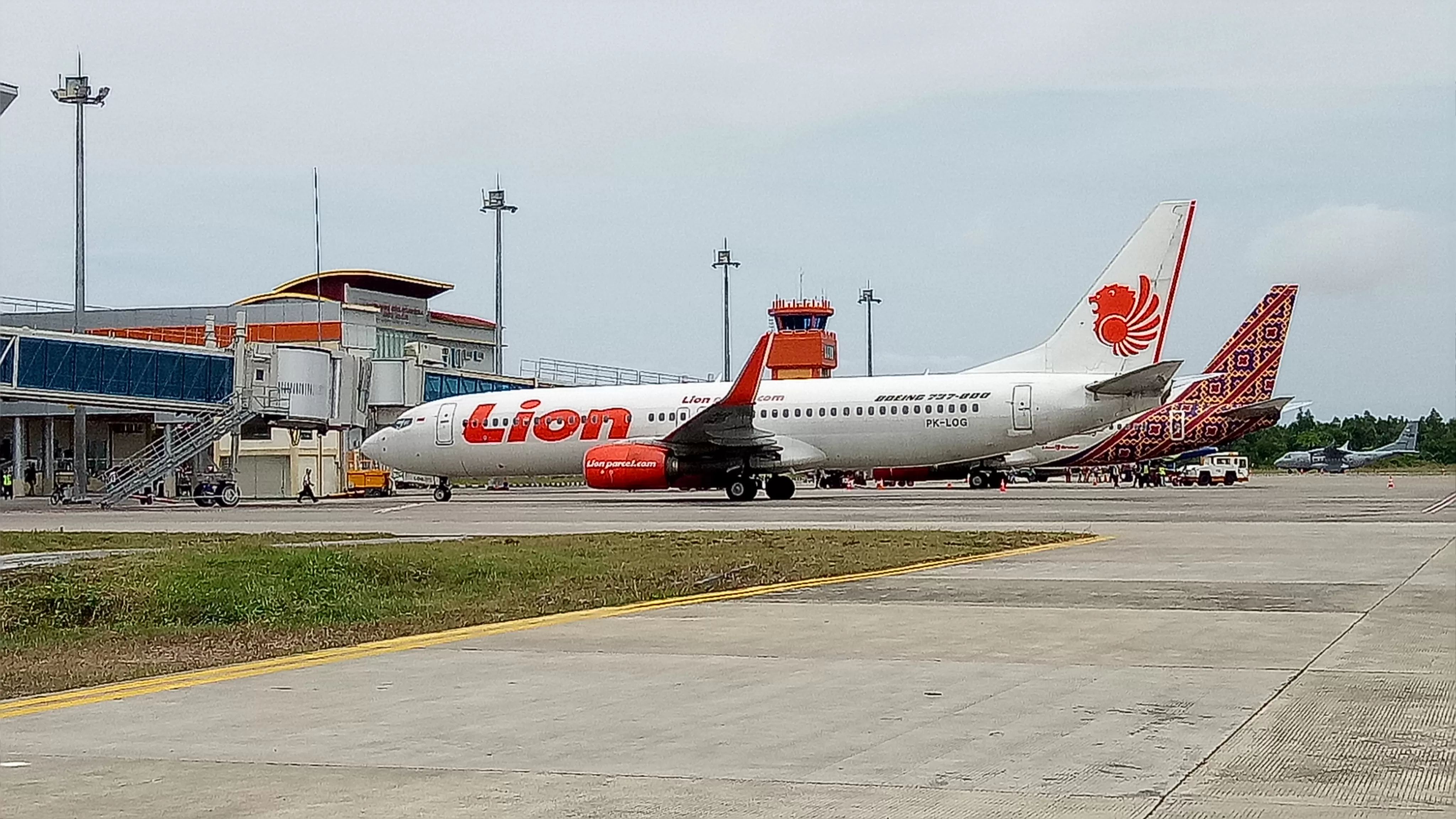 BERI ANDIL: Transportasi udara menyumbang deflasi bagi Kota Tarakan.