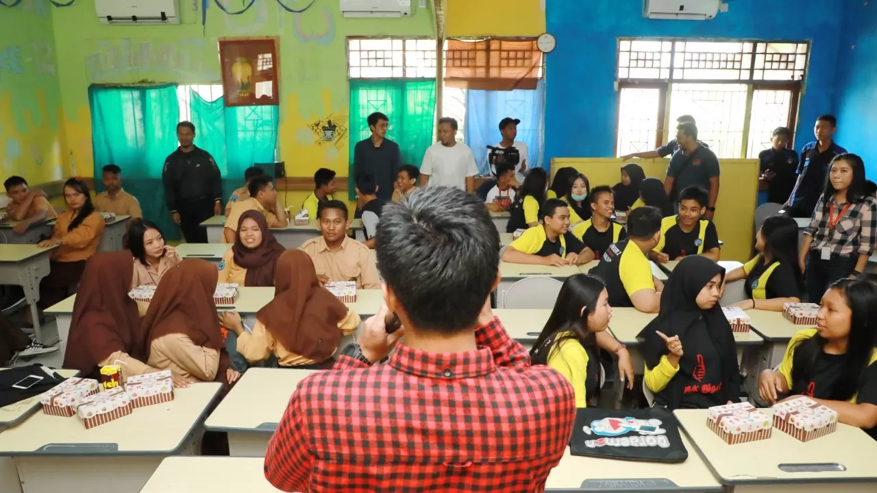EDISI 2: Program HGS, yang rutin digelar, kali ini HGS melaksanakan kegiatannya di SMK Negeri 2 Tanjung Selor, Jumat (21/2).