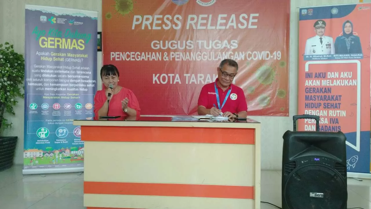UPDATE CORONA: Juru Bicara Tim Gugus Tugas Covid-19 Tarakan, dr Devy Ika Indriana dan Direktur RSUD Tarakan Hasbi Hasyim (28/3).