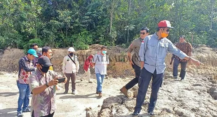 AKSES: Dinas PUPR Perkim Provinsi Kaltara meninjau lokasi rencana pembangunan jalan arteri yang menghubungkan KBM Tanjung Selor dan KIPI Tanah Kuning-Mangkupadi, beberapa waktu lalu.