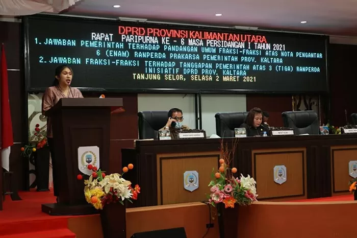 GELAR PARIPURNA: DPRD Kaltara melaksanakan rapat paripurna dengan agenda pandangan umum fraksi terhadap 9 raperda, kemarin (2/3).