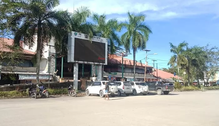 DISOROTI: Kondisi parkir kendaraan yang berada di kawasan Pasar Induk Tanjung Selor.