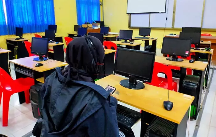 SARPRAS SIAP: Puluhan unit komputer disiapkan SMKN 2 Tarakan untuk pelaksanaan SKD PPPK guru.