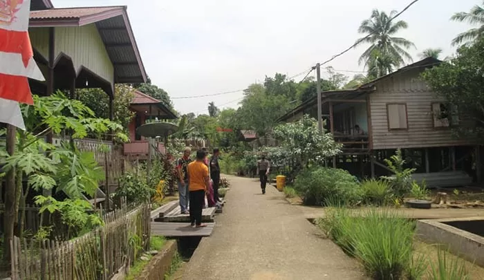 TERDAMPAK: Desa Long Pelban yang merupakan desa terakhir di Kabupaten Bulungan yang terdampak pembangunan PLTA Sungai Kayan di Kecamatan Peso.