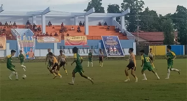 PETIK KEMENANGAN: Bulungan berhasil meraih kemenangan atas Nunukan dengan skor akhir 3-0 yang berlangsung di Stadion Andi Tjatjo Tanjung Selor, Selasa (20/12) sore.
