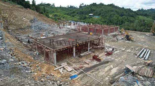 REALISASI APBD: Pembangunan gedung DPRD Kaltara yang menggunakan APBD Kaltara saat ini masih dalam proses pengerjaan.