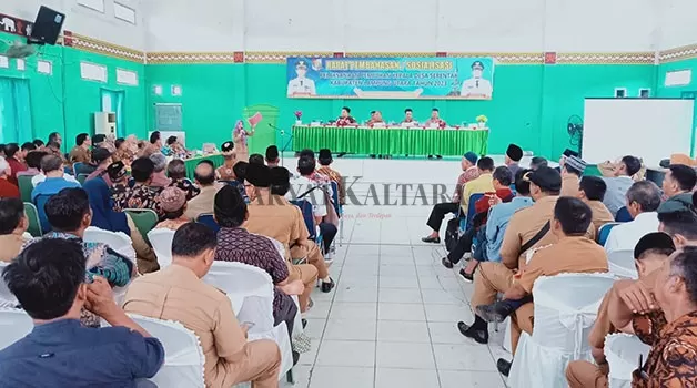 PERSIAPAN: Dinas PMD Lampung Utara dalam acara sosialisasi Pilkades serentak yang bakal digelar Juli mendatang.