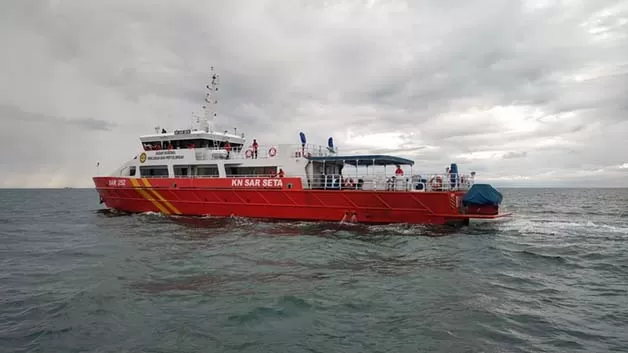 PENAMBAHAN ARMADA: Personel SAR Tarakan melibatkan satu armada KN SAR Seta untuk melakukan pencarian korban yang hilang di Perairan Pulau Bunyu.