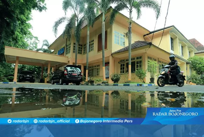 Rencana Dibangun Gedung Baru, DPRD Mulai Cari Kantor Sementara - Radar ...