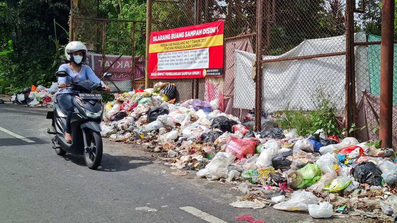 TPS Ditutup, Sampah Berserakan - Radar Jogja