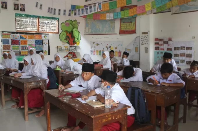 SD Di Jombang Bebas Tentukan Waktu Dan Jenis Ujian Untuk Siswa - Radar ...